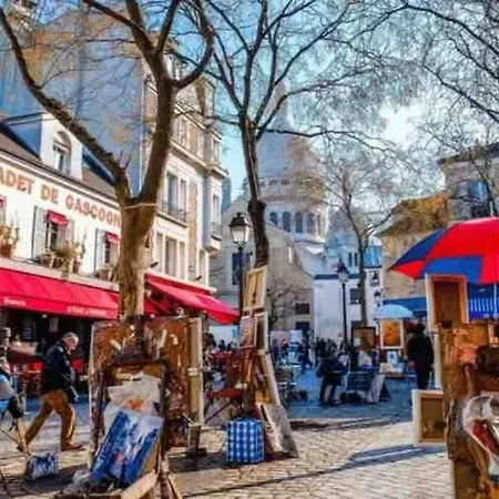 Dernier Etage A Montmartre Paris